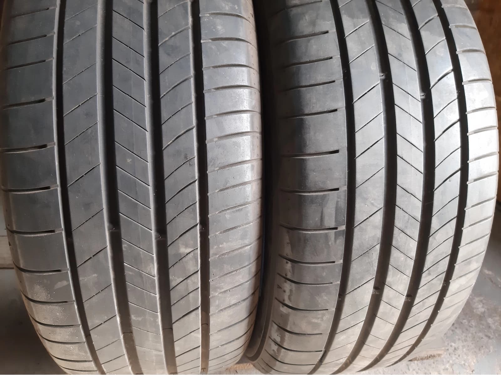 Придбати вживані шини Kumho Ecsta PS71 EV 255/50 R 19 Вживані шини з Європи Kumho Ecsta PS71 EV 255/50 R 19