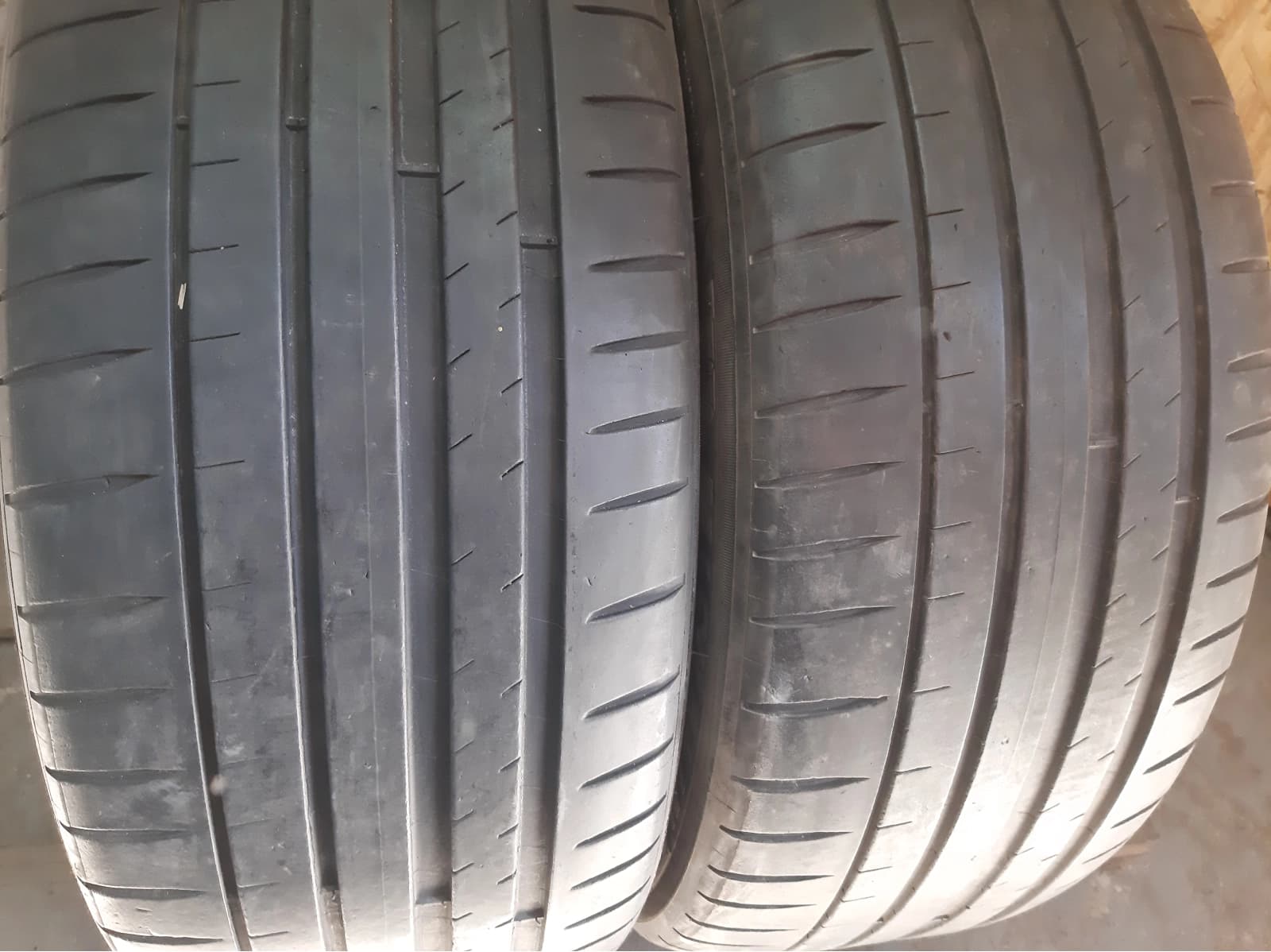 Придбати вживані шини Michelin Pilot Sport 4 225/45 R 18 Вживані шини з Європи Michelin Pilot Sport 4 225/45 R 18