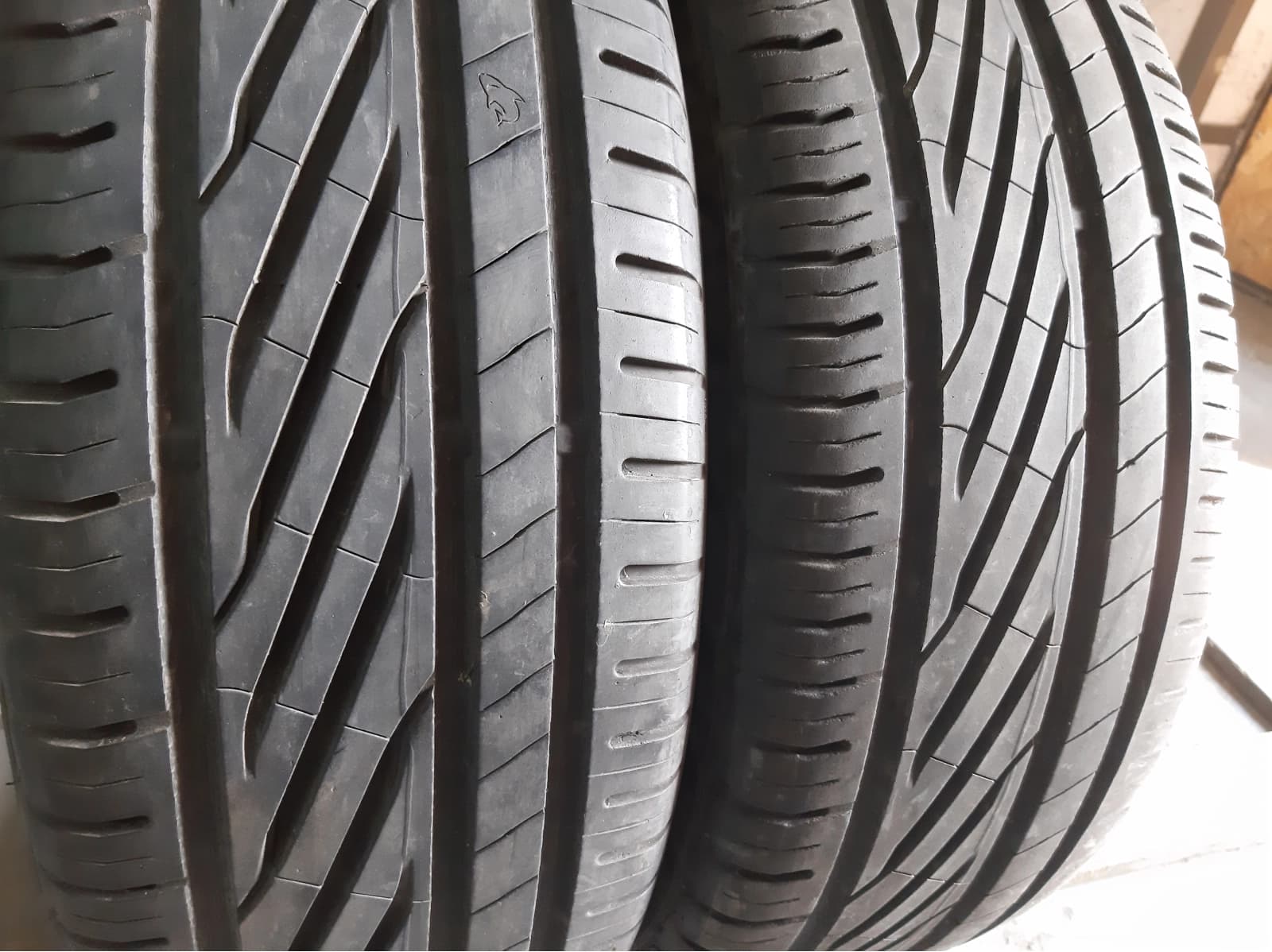 Придбати вживані шини Uniroyal Rain Sport 5 225/55 R 18 Вживані шини з Європи Uniroyal Rain Sport 5 225/55 R 18