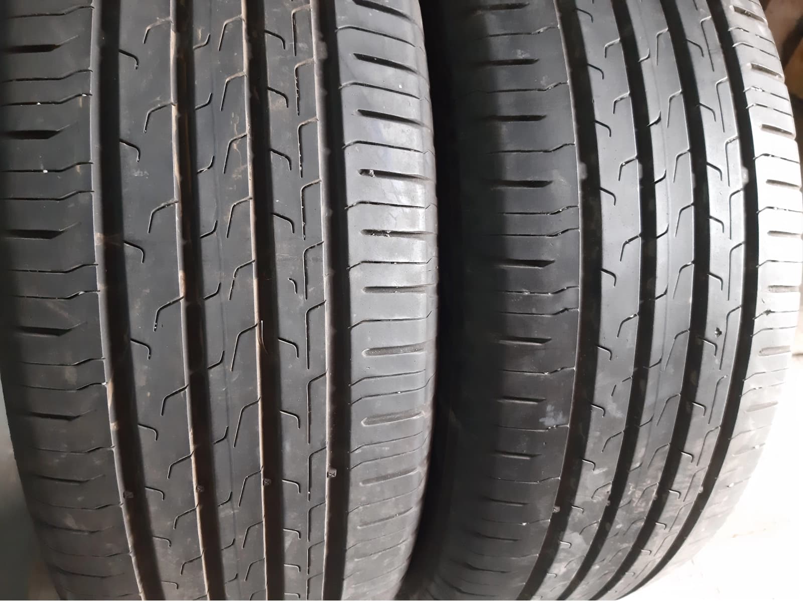 Придбати вживані шини Continental Eco Contact 6 215/60 R 16 Вживані шини з Європи Continental Eco Contact 6 215/60 R 16