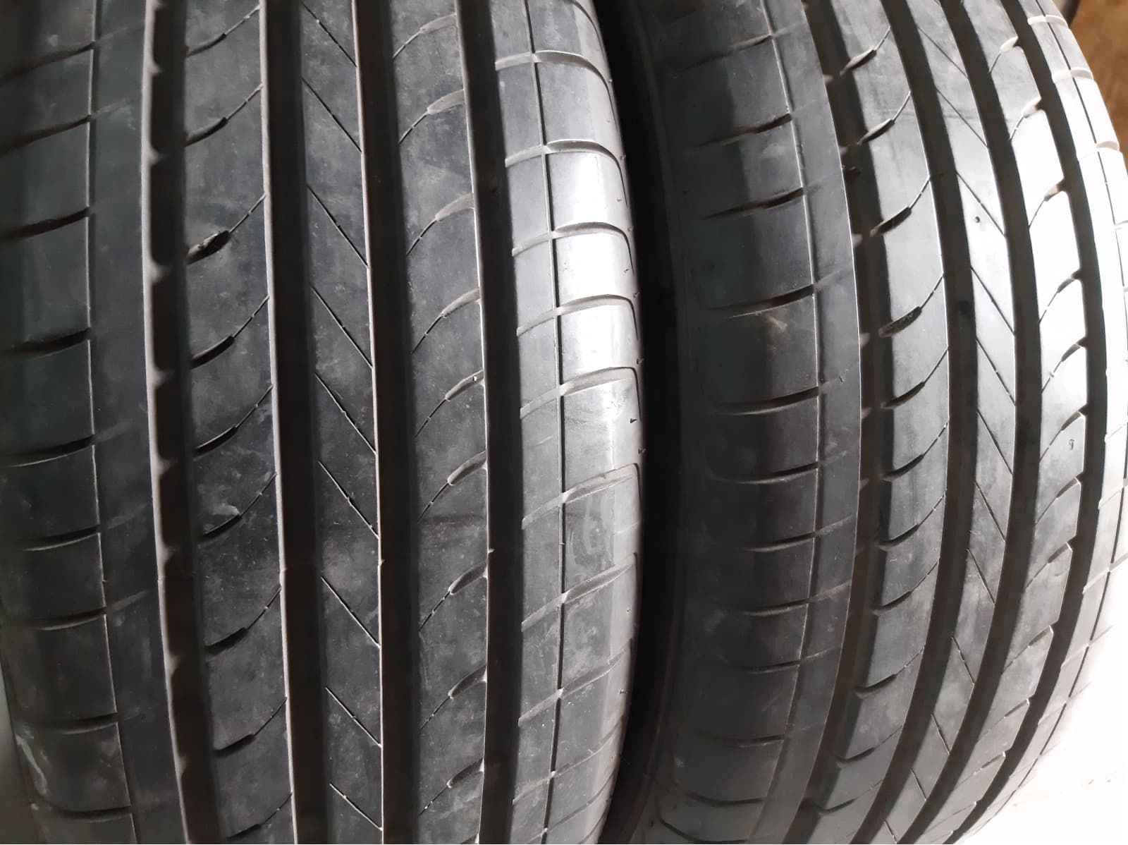 Придбати вживані шини Leao Lion Sport HP 225/60 R 16 Вживані шини з Європи Leao Lion Sport HP 225/60 R 16