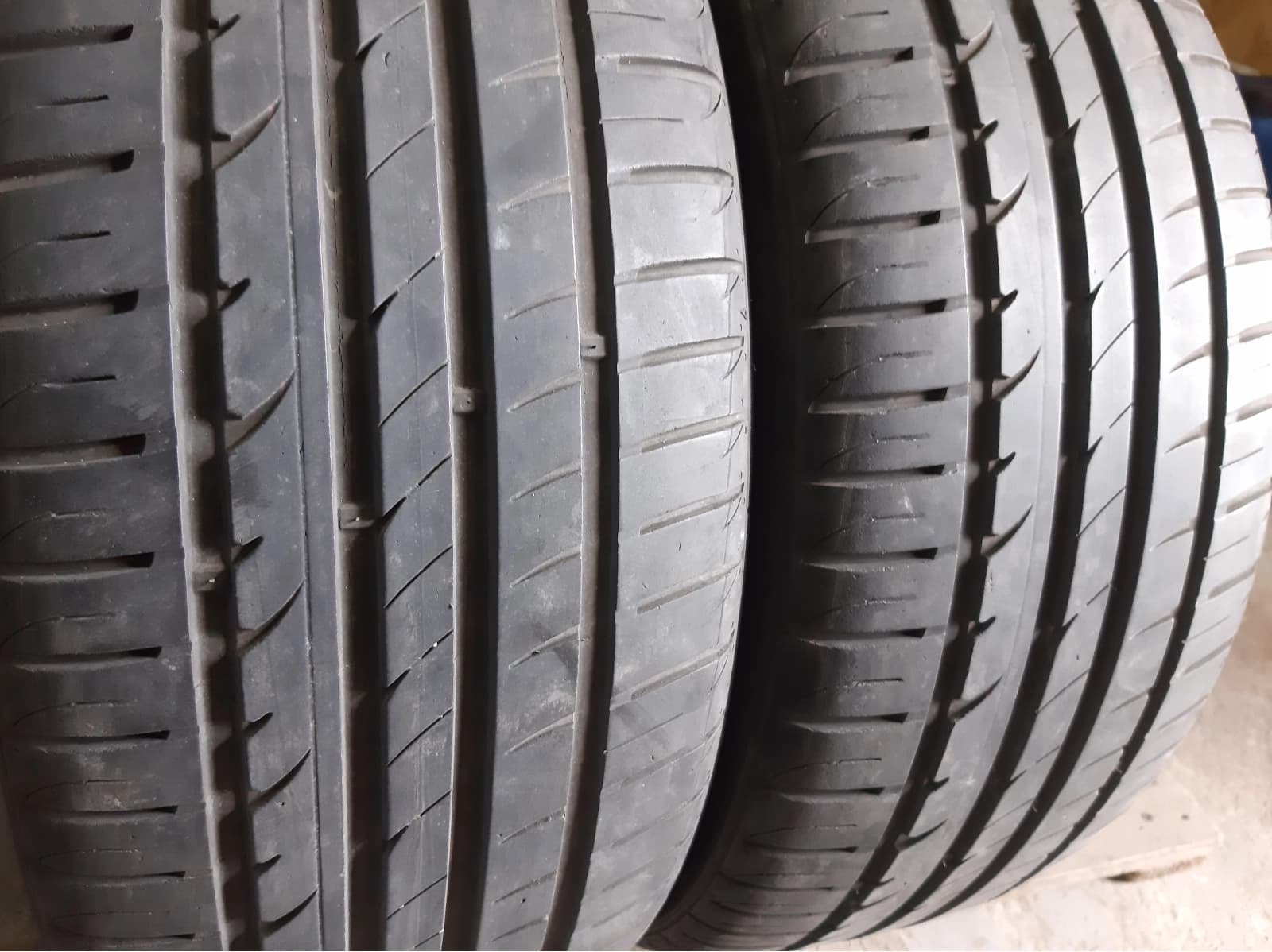 Придбати вживані шини Hankook Ventus S2 215/50 R 17 Вживані шини з Європи Hankook Ventus S2 215/50 R 17