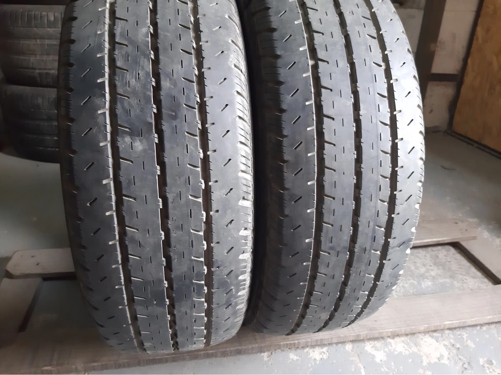 Придбати вживані шини Nokian C Line 225/65 R 16C Вживані шини з Європи Nokian C Line 225/65 R 16C