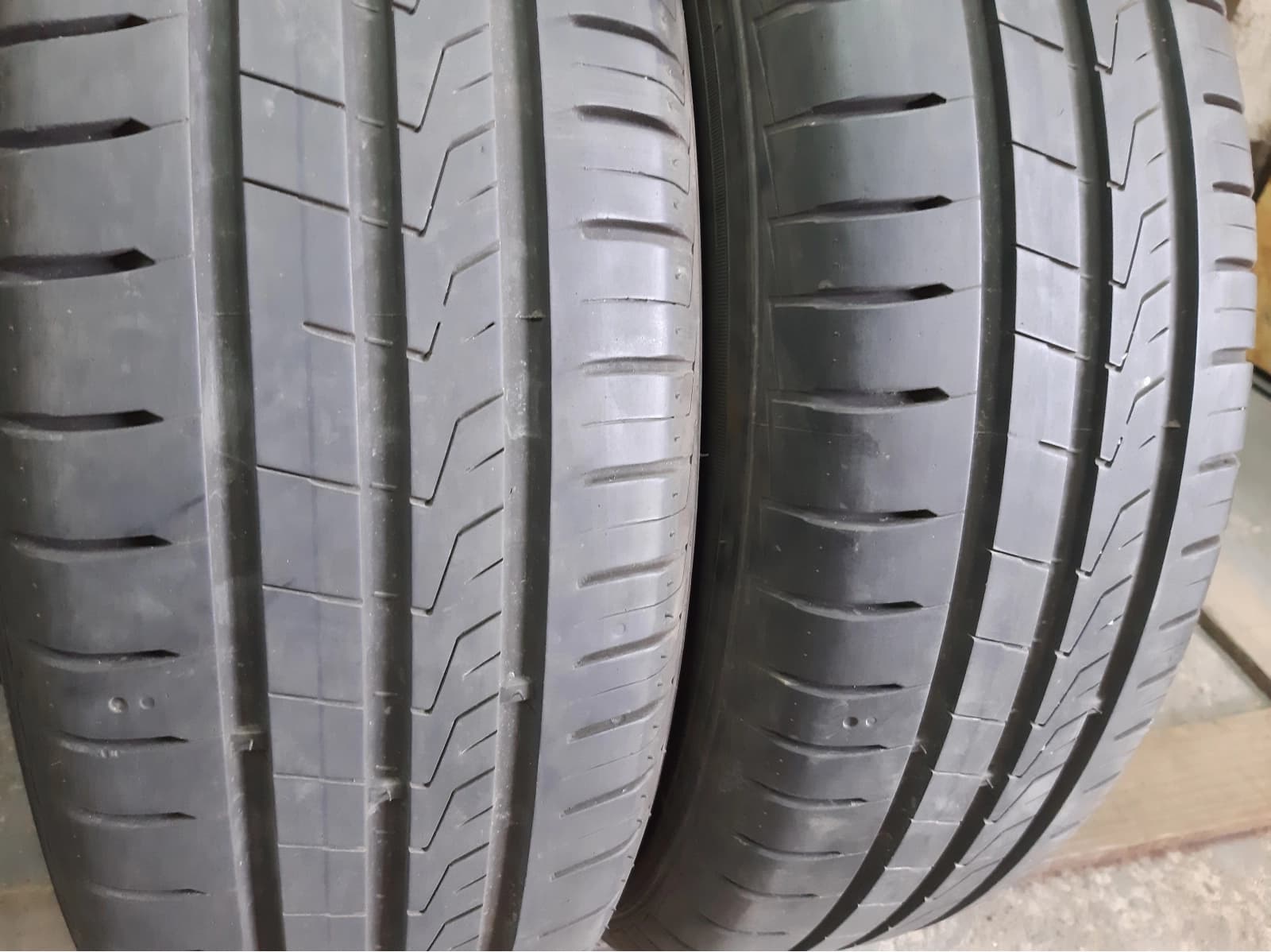Придбати вживані шини Hankook Kinergy Eco 2 205/70 R 15 Вживані шини з Європи Hankook Kinergy Eco 2 205/70 R 15