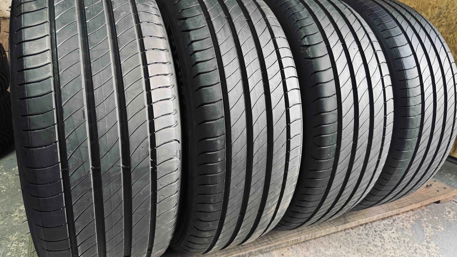 Придбати вживані шини Michelin Primacy 4 225/45 R 17 Вживані шини з Європи Michelin Primacy 4 225/45 R 17