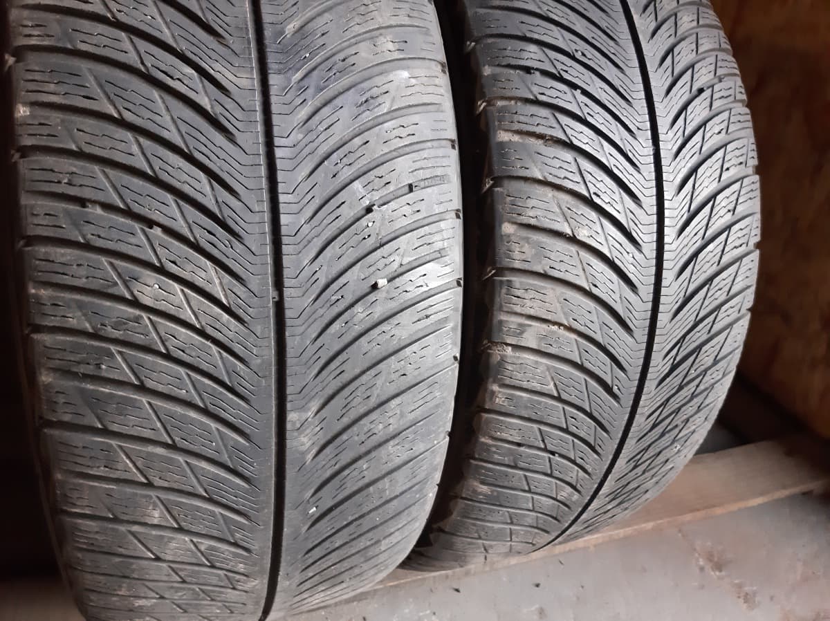 Придбати вживані шини Michelin Pilot Alpin 5 255/45 R 18 Придбати вживані шини Michelin Pilot Alpin 5 255/45 R 18