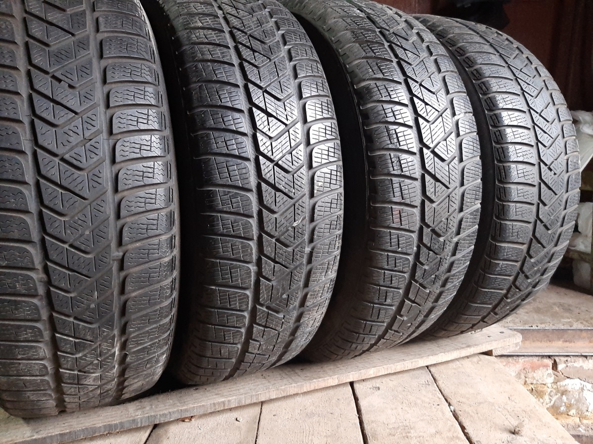 Придбати вживані шини Pirelli Scorpion Winter 225/60 R 17 Придбати вживані шини Pirelli Scorpion Winter 225/60 R 17