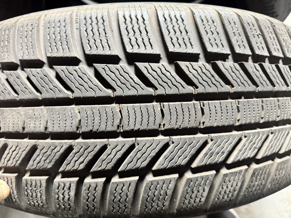 Шини б/у Continental WinterContact TS870P    235/55 R 18 Вживані шини Continental WinterContact TS870P    235/55 R 18