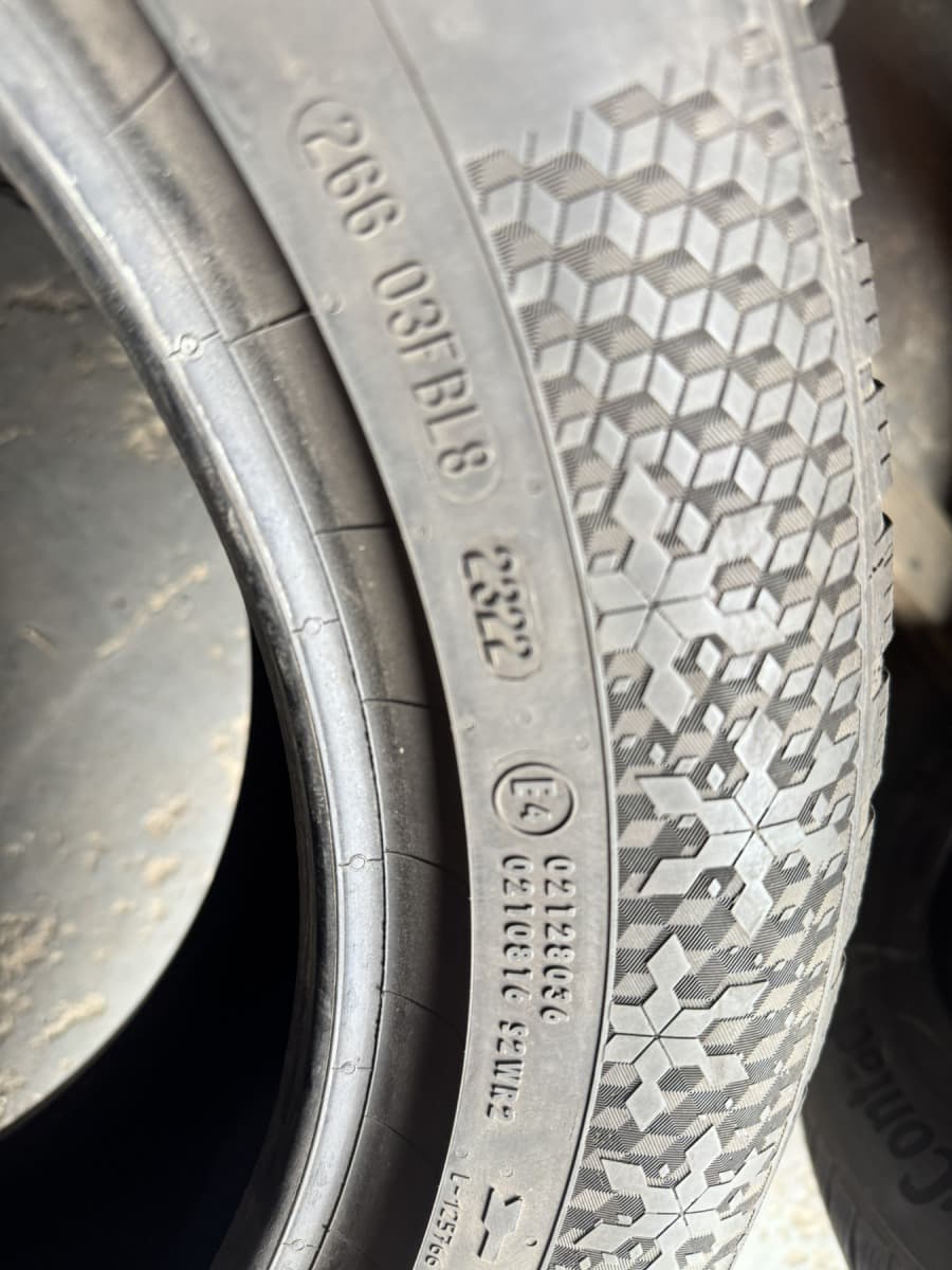 Шини б/у Continental WinterContact TS870P    235/55 R 18 Вживані шини Continental WinterContact TS870P    235/55 R 18