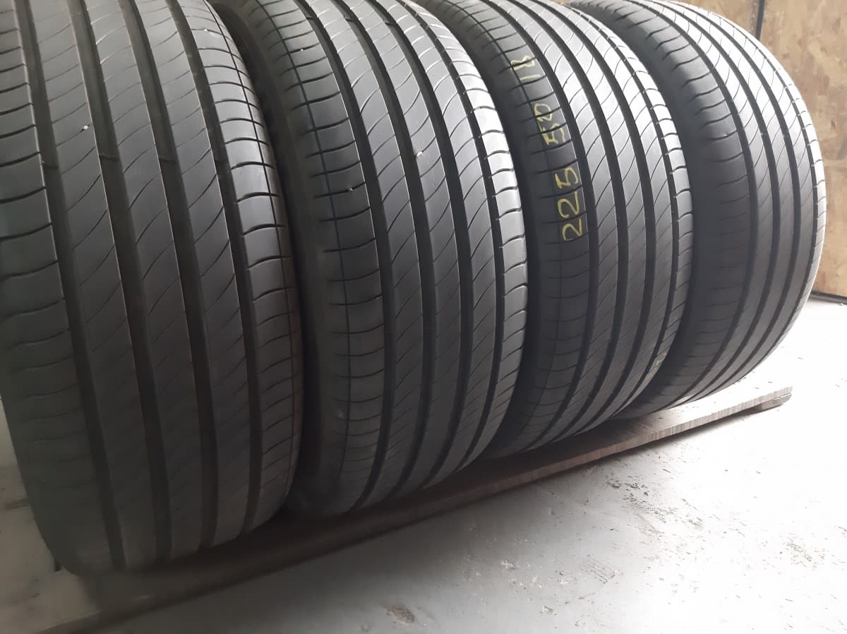 Придбати вживані шини Michelin Primacy 4. … . . 225/50 R 18 Придбати вживані шини Michelin Primacy 4. … . . 225/50 R 18
