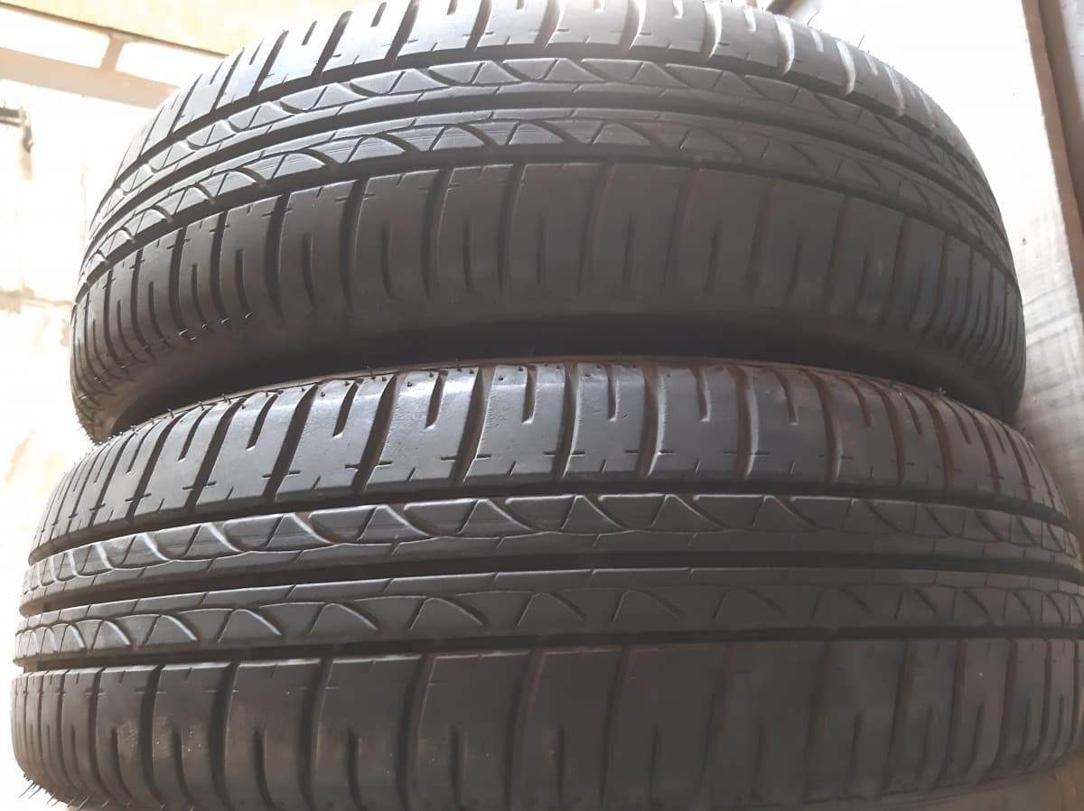 Придбати вживані шини Bridgestone B 250 . 155/60 R 15 Придбати вживані шини Bridgestone B 250 . 155/60 R 15