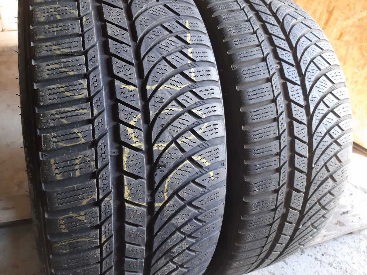 Придбати вживані шини Kumho Winter Craft WP 72 235/40 R 19 Придбати вживані шини Kumho Winter Craft WP 72 235/40 R 19