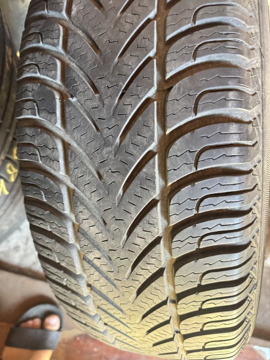 Шини б/у Fulda Kristall Supremo      215/65 R 16 Вживані шини Fulda Kristall Supremo      215/65 R 16