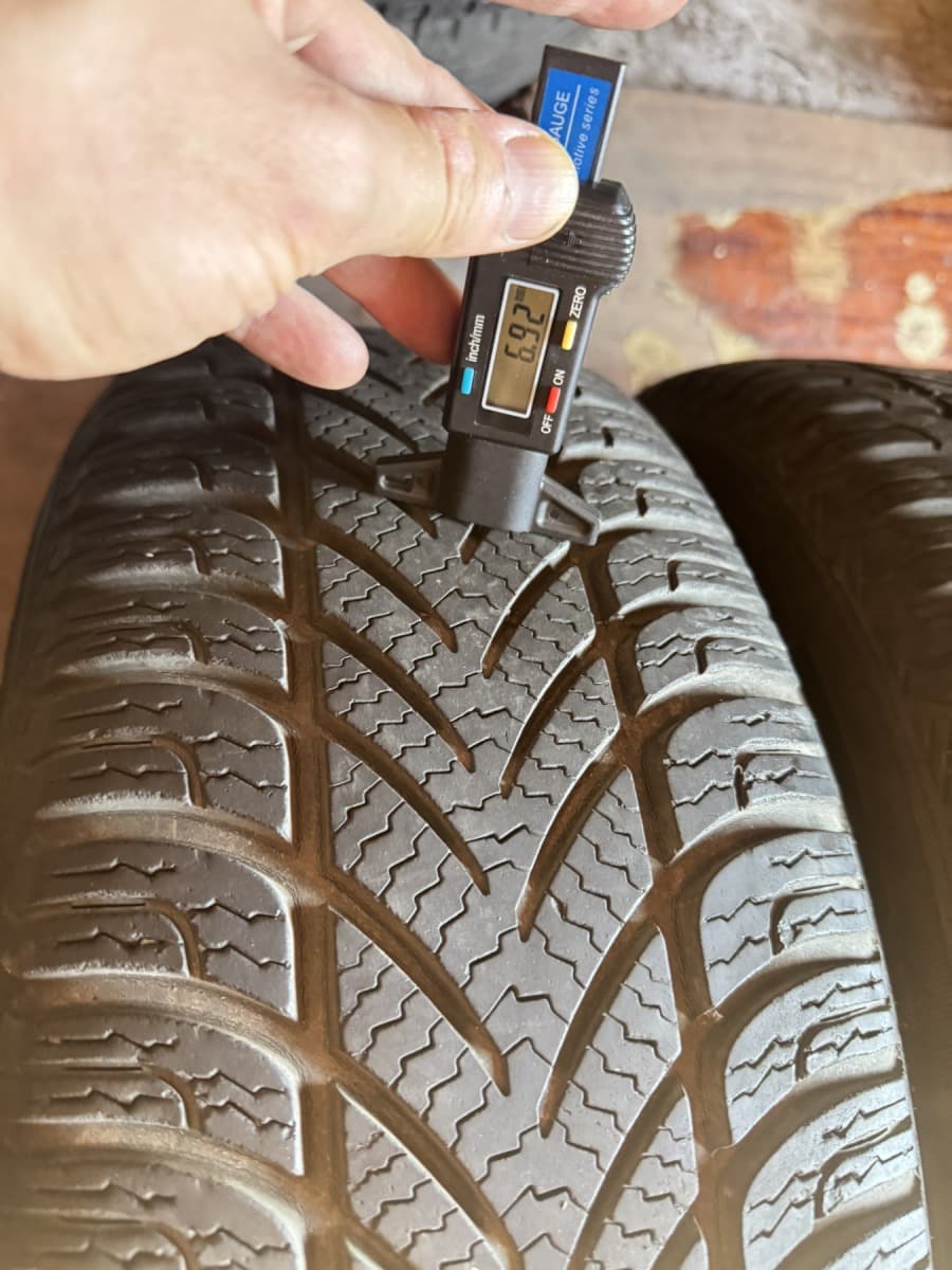 Шини б/у Fulda Kristall Supremo      215/65 R 16 Вживані шини Fulda Kristall Supremo      215/65 R 16