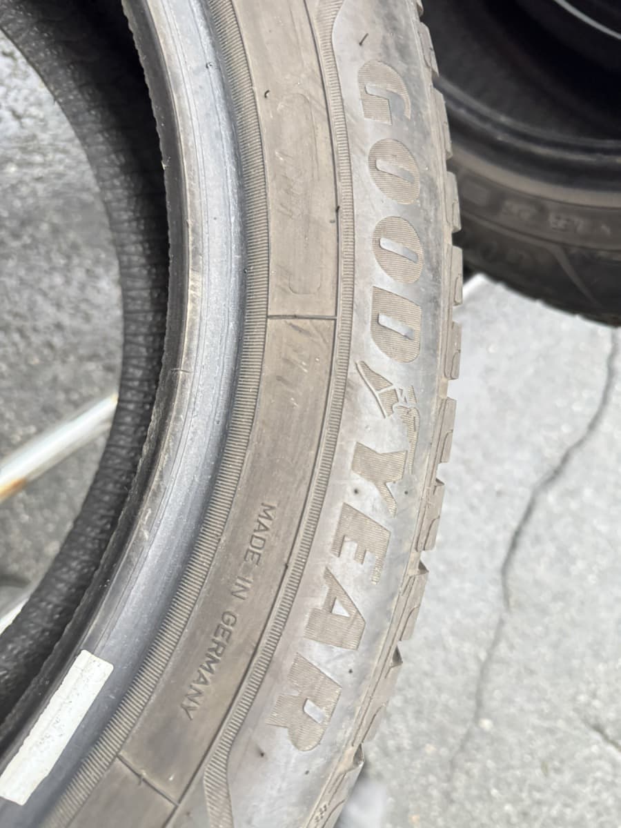 Шини б/у GoodYear Ultra Grip Performance +     205/55 R 17 Вживані шини GoodYear Ultra Grip Performance +     205/55 R 17