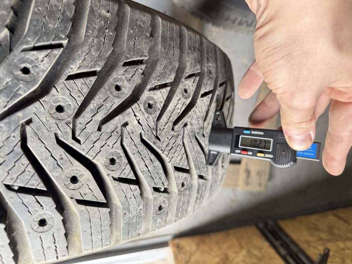 Шини б/у Kumho Winter Craft SUV WS 31 Ice 225/65 R 17 Вживані шини Kumho Winter Craft SUV WS 31 Ice 225/65 R 17