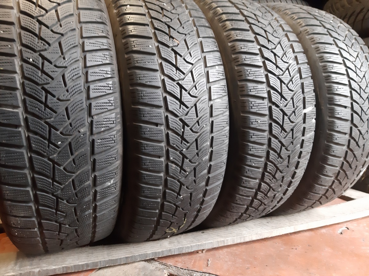Придбати вживані шини Dunlop Winter Sport 5 .  … /   / 215/60 R 16 Придбати вживані шини Dunlop Winter Sport 5 .  … /   / 215/60 R 16