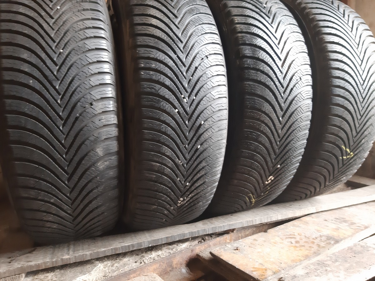 Придбати вживані шини Michelin Alpin 5      215/65 R 16 Придбати вживані шини Michelin Alpin 5      215/65 R 16
