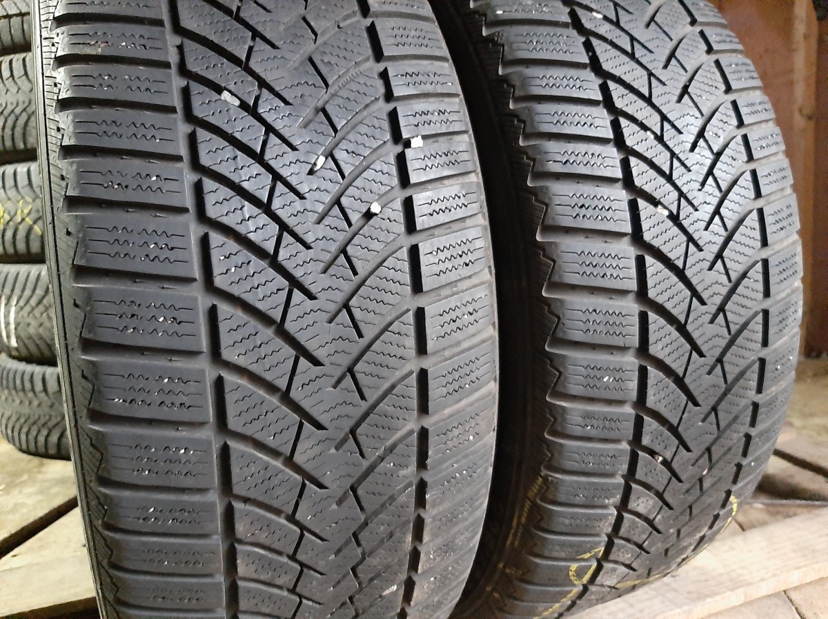 Придбати вживані шини Semperit Speed-Grip 3   235/45 R 19 Придбати вживані шини Semperit Speed-Grip 3   235/45 R 19