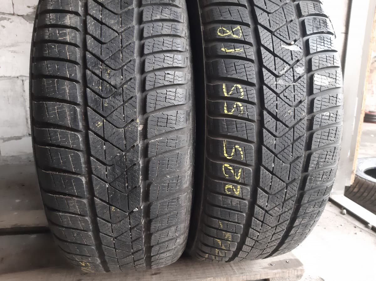 Придбати вживані шини Pirelli Sottozero 3 . 225/55 R 18 Придбати вживані шини Pirelli Sottozero 3 . 225/55 R 18