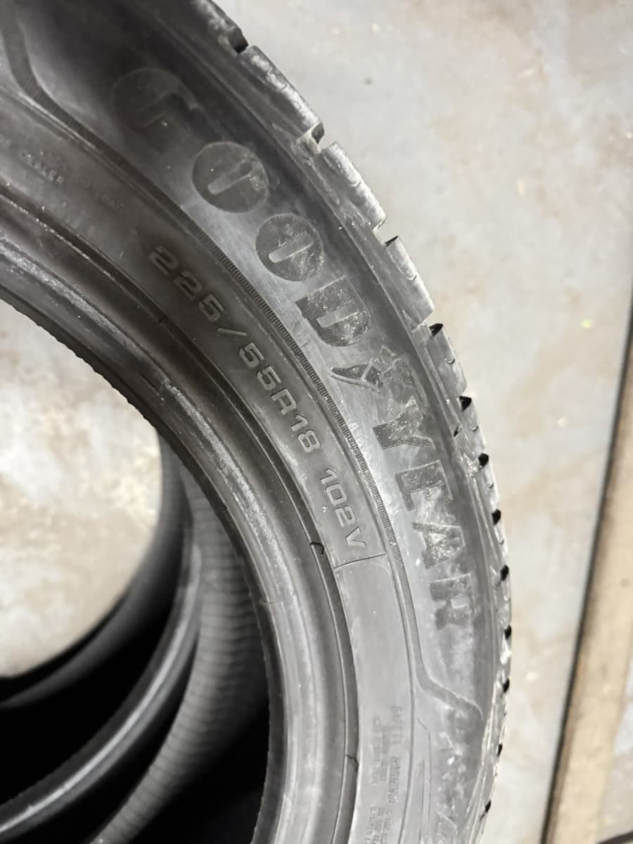 Шини б/у GoodYear UltraGripPerfomance+ … 225/55 R 18 Вживані шини GoodYear UltraGripPerfomance+ … 225/55 R 18