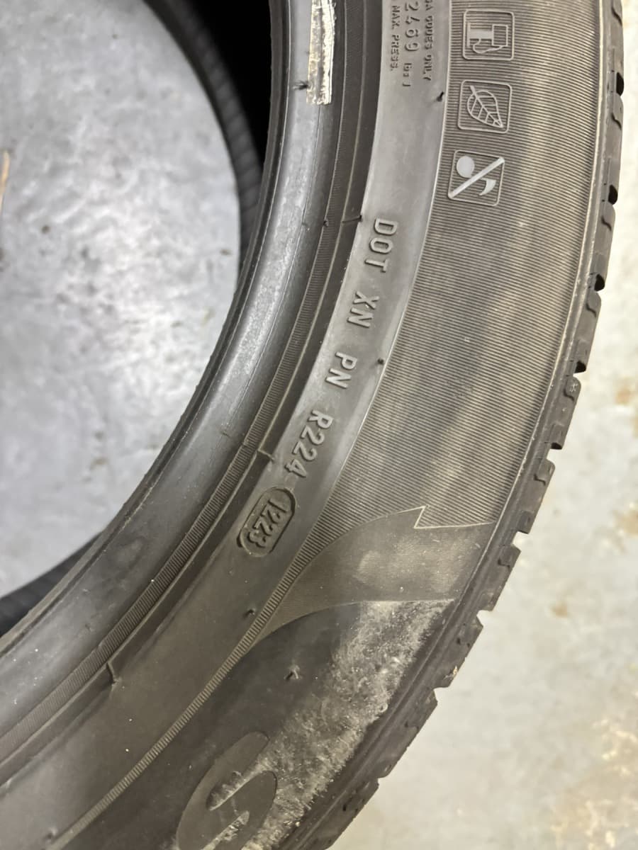 Шини б/у GoodYear UltraGripPerfomance+ … 225/55 R 18 Вживані шини GoodYear UltraGripPerfomance+ … 225/55 R 18