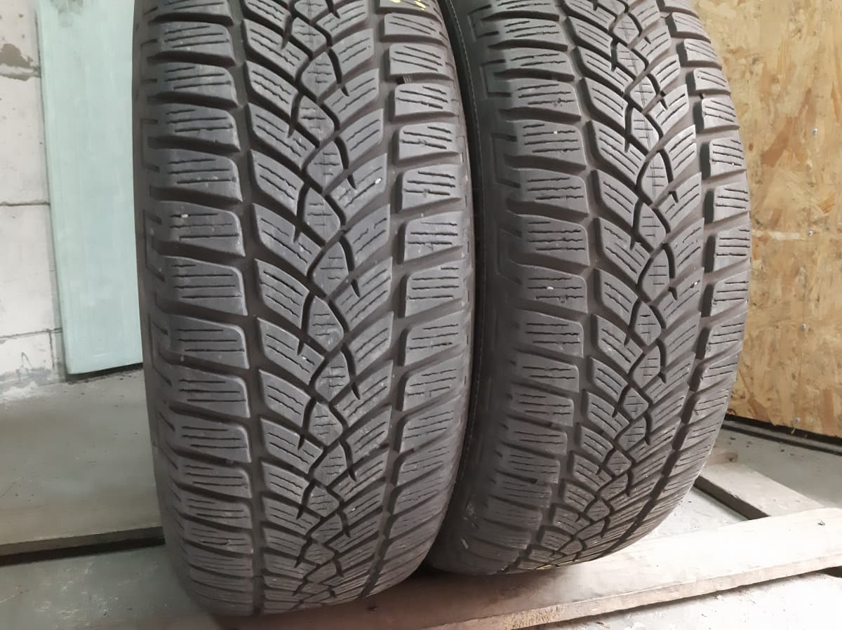 Придбати вживані шини Fulda Kristall Control HP 2 215/65 R 16 Придбати вживані шини Fulda Kristall Control HP 2 215/65 R 16