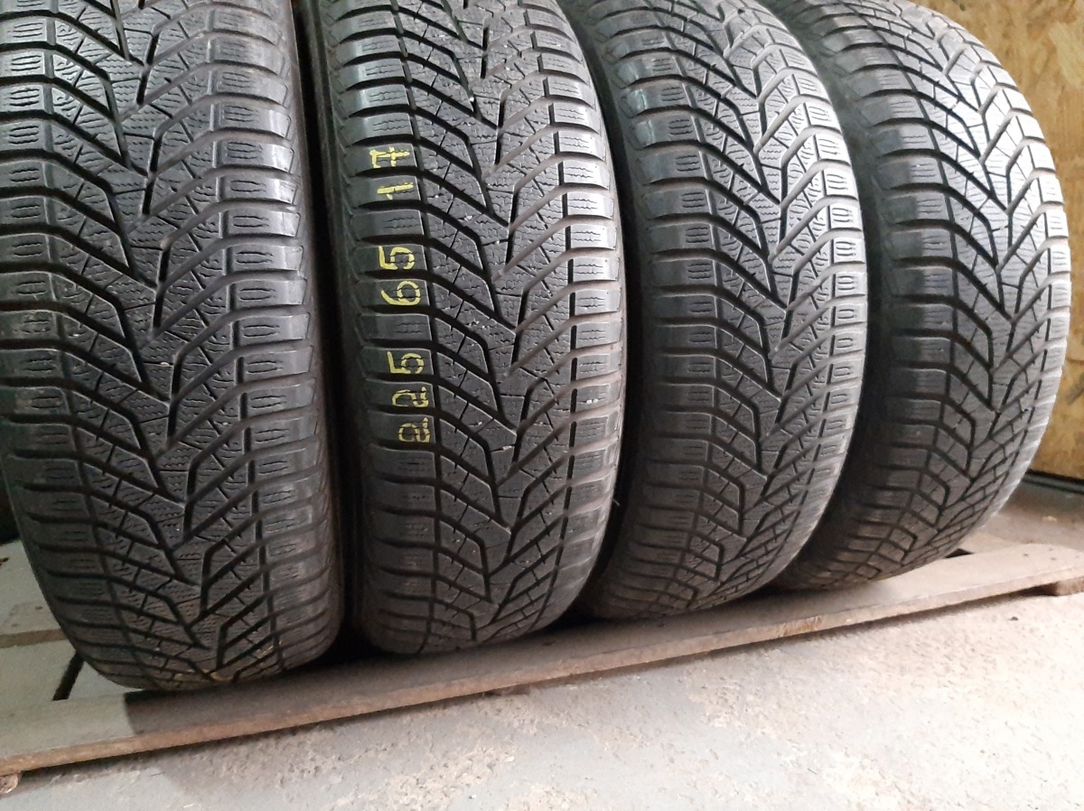 Придбати вживані шини Yokohama BlueEarthWinter V905    . 225/65 R 17 Придбати вживані шини Yokohama BlueEarthWinter V905    . 225/65 R 17