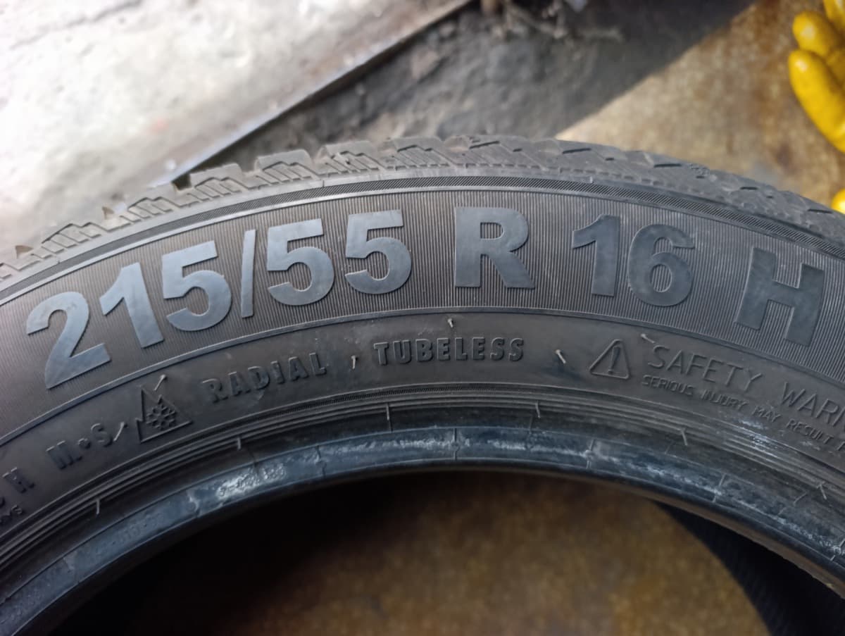 Шини б/у Semperit Speed-Grip 3 215/55 R 16 Вживані шини Semperit Speed-Grip 3 215/55 R 16