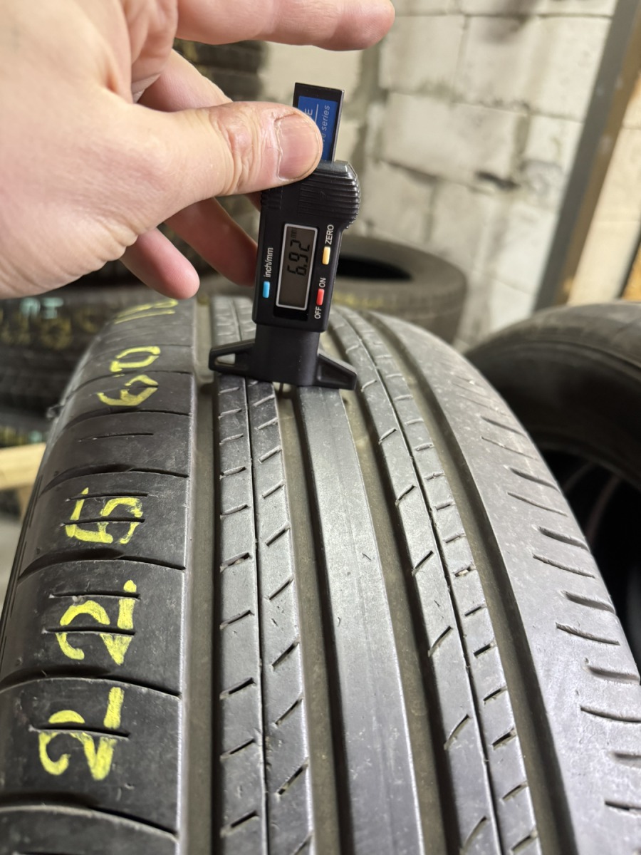 Шини б/у Dunlop Grandtrek PT 30 … 225/60 R 18 Вживані шини Dunlop Grandtrek PT 30 … 225/60 R 18