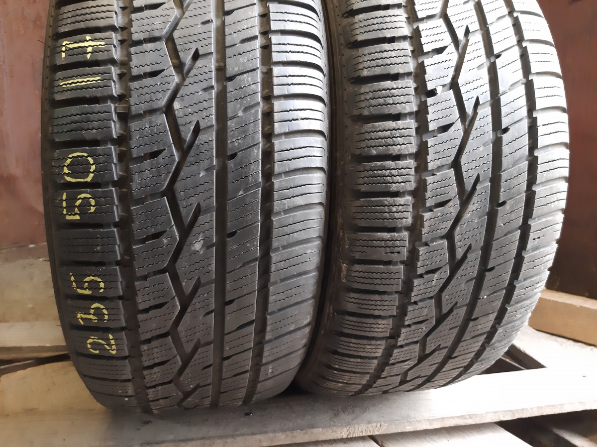 Придбати вживані шини Toyo Gelsius 235/50 R 17 Придбати вживані шини Toyo Gelsius 235/50 R 17