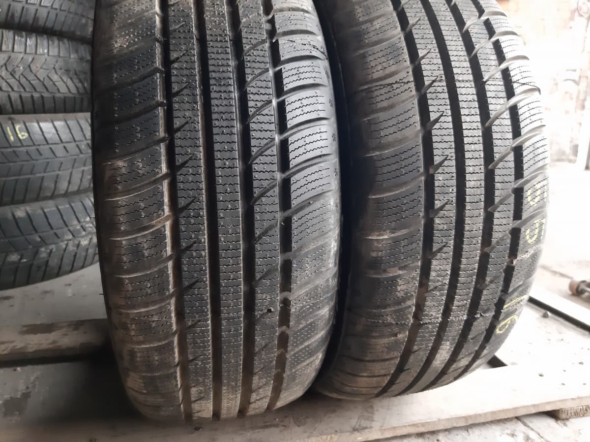 Придбати вживані шини Tomket SnowRoad PRO 3 . . 205/55 R 16 Придбати вживані шини Tomket SnowRoad PRO 3 . . 205/55 R 16