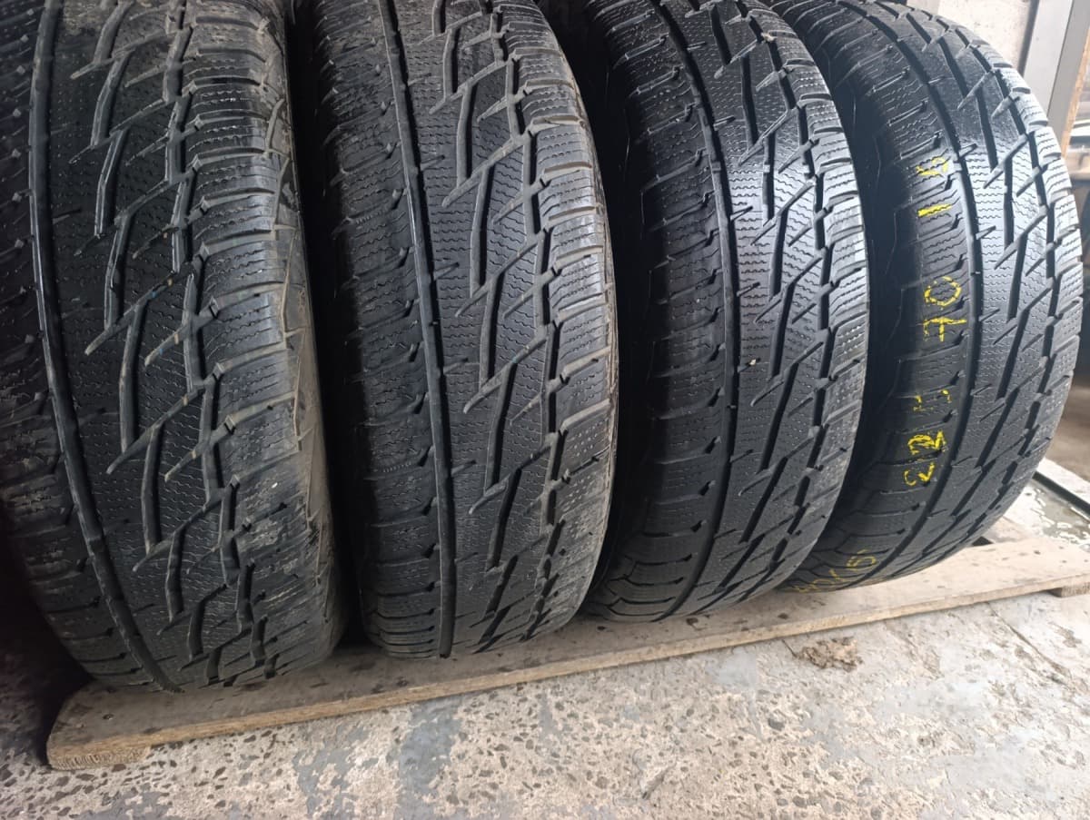 Придбати вживані шини Matador Sibir Snow . 225/70 R 16 Придбати вживані шини Matador Sibir Snow . 225/70 R 16