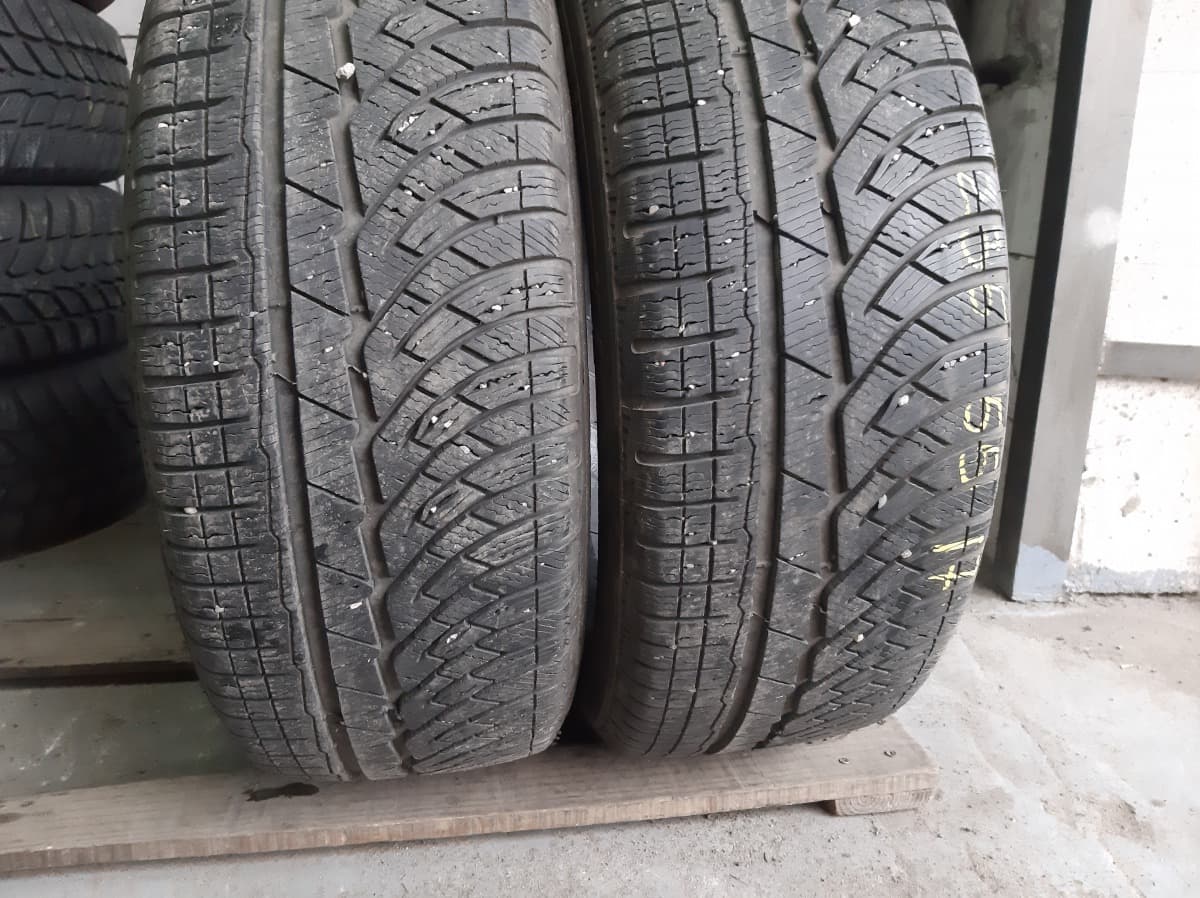 Придбати вживані шини Michelin Pilot Alpin PA4 235/55 R 17 Придбати вживані шини Michelin Pilot Alpin PA4 235/55 R 17