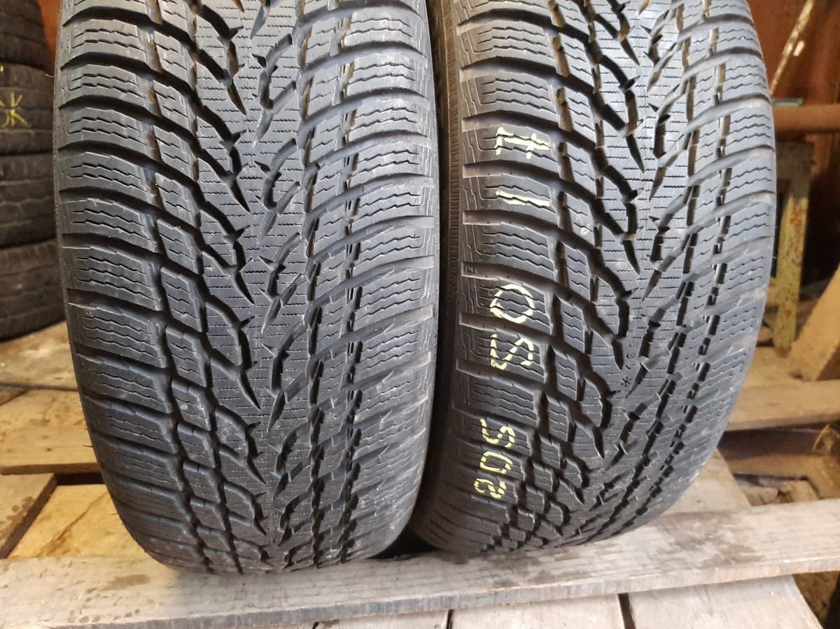 Придбати вживані шини Nokian WR Snow Proof 205/50 R 17 Придбати вживані шини Nokian WR Snow Proof 205/50 R 17