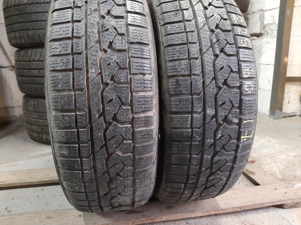 Придбати вживані шини Kumho I Zen RW . . . 225/60 R 17 Придбати вживані шини Kumho I Zen RW . . . 225/60 R 17