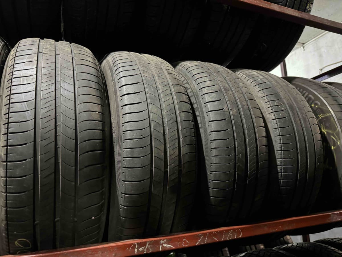Придбати вживані шини Michelin Energy Saver. 205/65 R 16 Вживані шини з Європи Michelin Energy Saver. 205/65 R 16