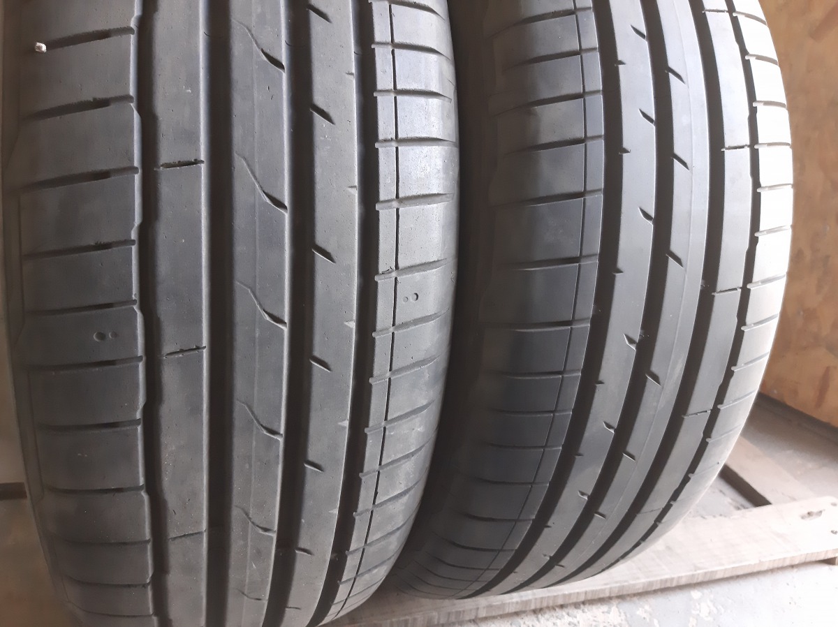 Придбати вживані шини Hankook Ventus S1 Evo 235/60 R 18 Вживані шини з Європи Hankook Ventus S1 Evo 235/60 R 18