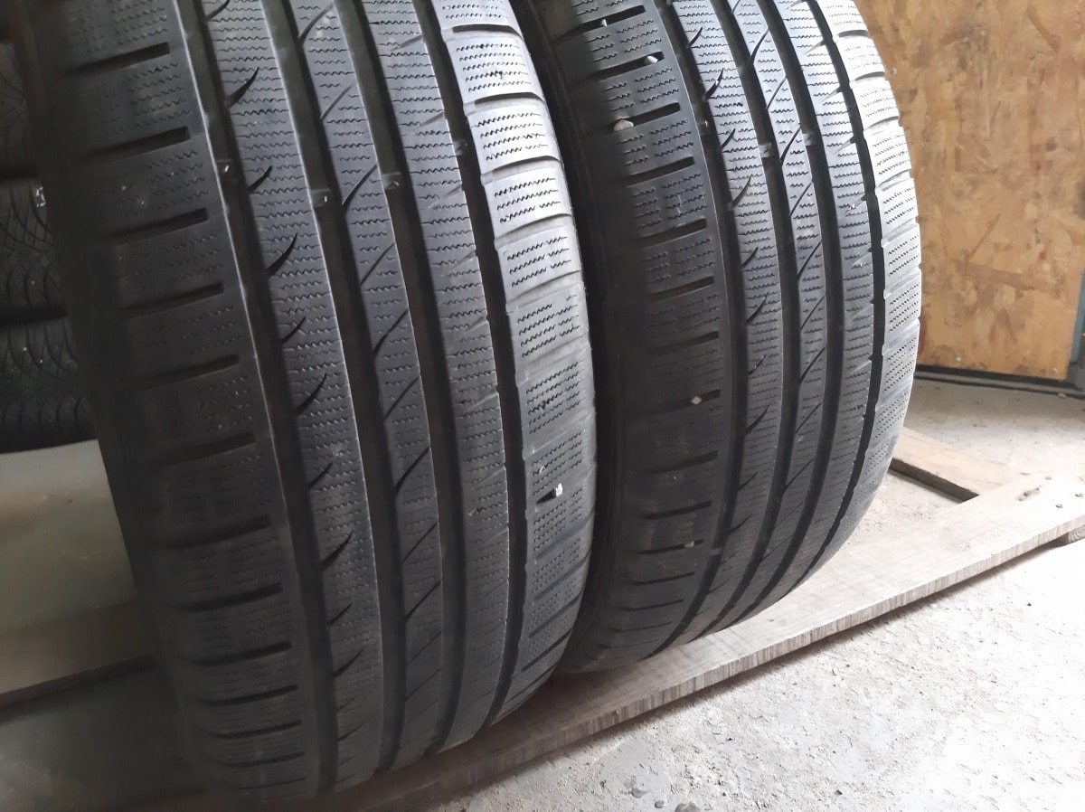 Придбати вживані шини Atlas Polar Bear UHP    225/55 R 17 Вживані шини з Європи Atlas Polar Bear UHP    225/55 R 17