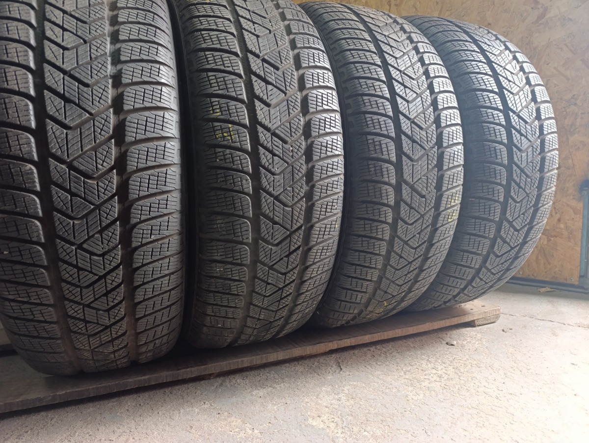Придбати вживані шини Pirelli Scorpion Winter . 235/55 R 19 Вживані шини з Європи Pirelli Scorpion Winter . 235/55 R 19