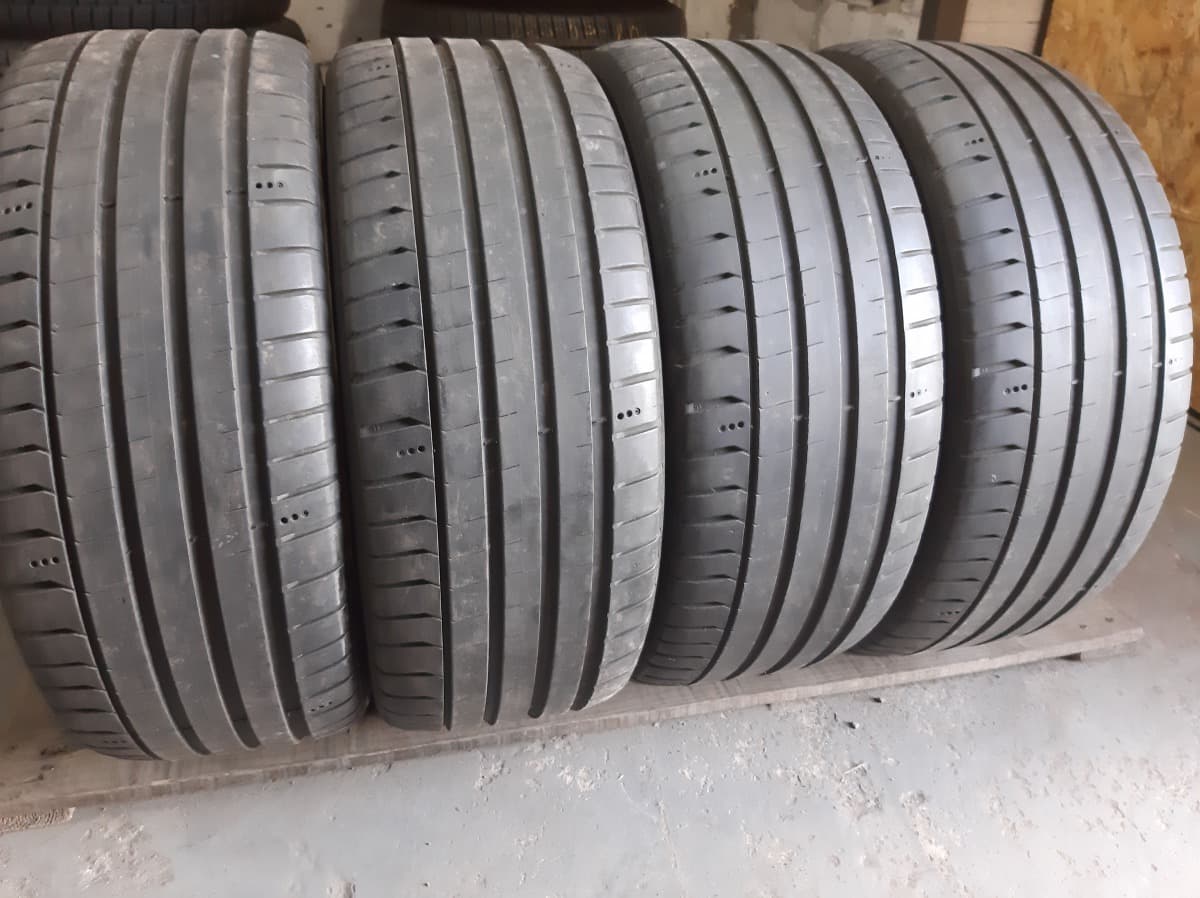 Придбати вживані шини Michelin Pilot Sport 5 245/45 R 18 Вживані шини з Європи Michelin Pilot Sport 5 245/45 R 18