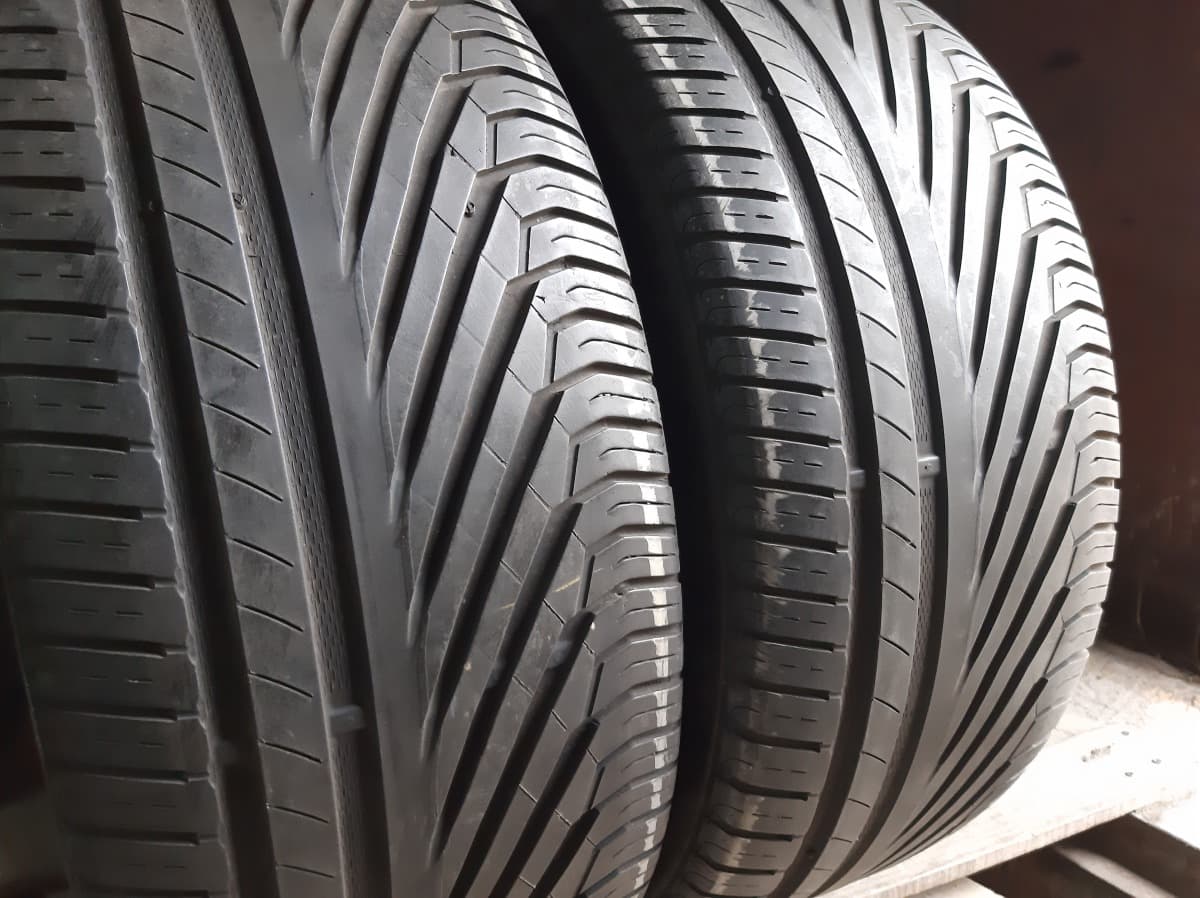 Придбати вживані шини Uniroyal Rain Sport 3 XL Suv 265/45 R 20 Вживані шини з Європи Uniroyal Rain Sport 3 XL Suv 265/45 R 20
