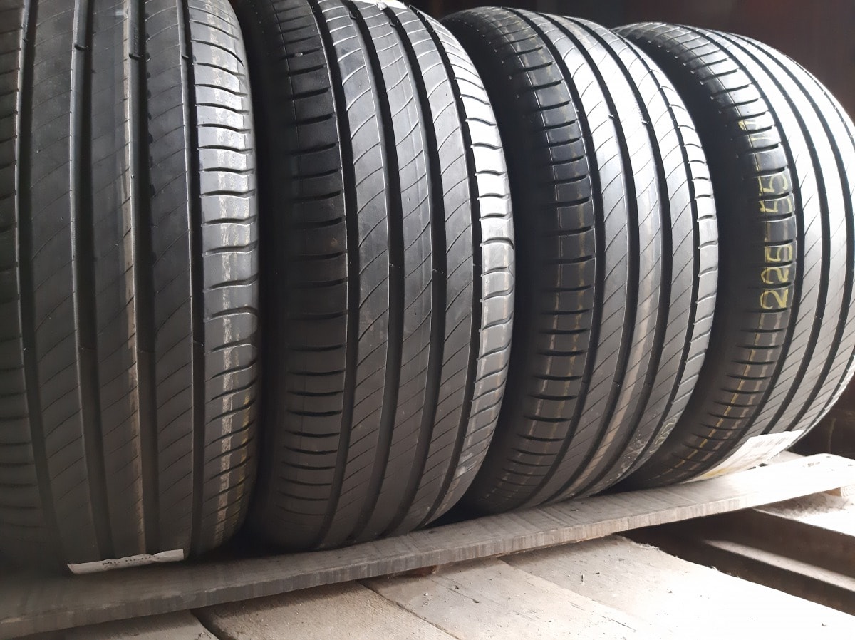 Придбати вживані шини Michelin Primacy 4 .    .    225/55 R 17 Вживані шини з Європи Michelin Primacy 4 .    .    225/55 R 17