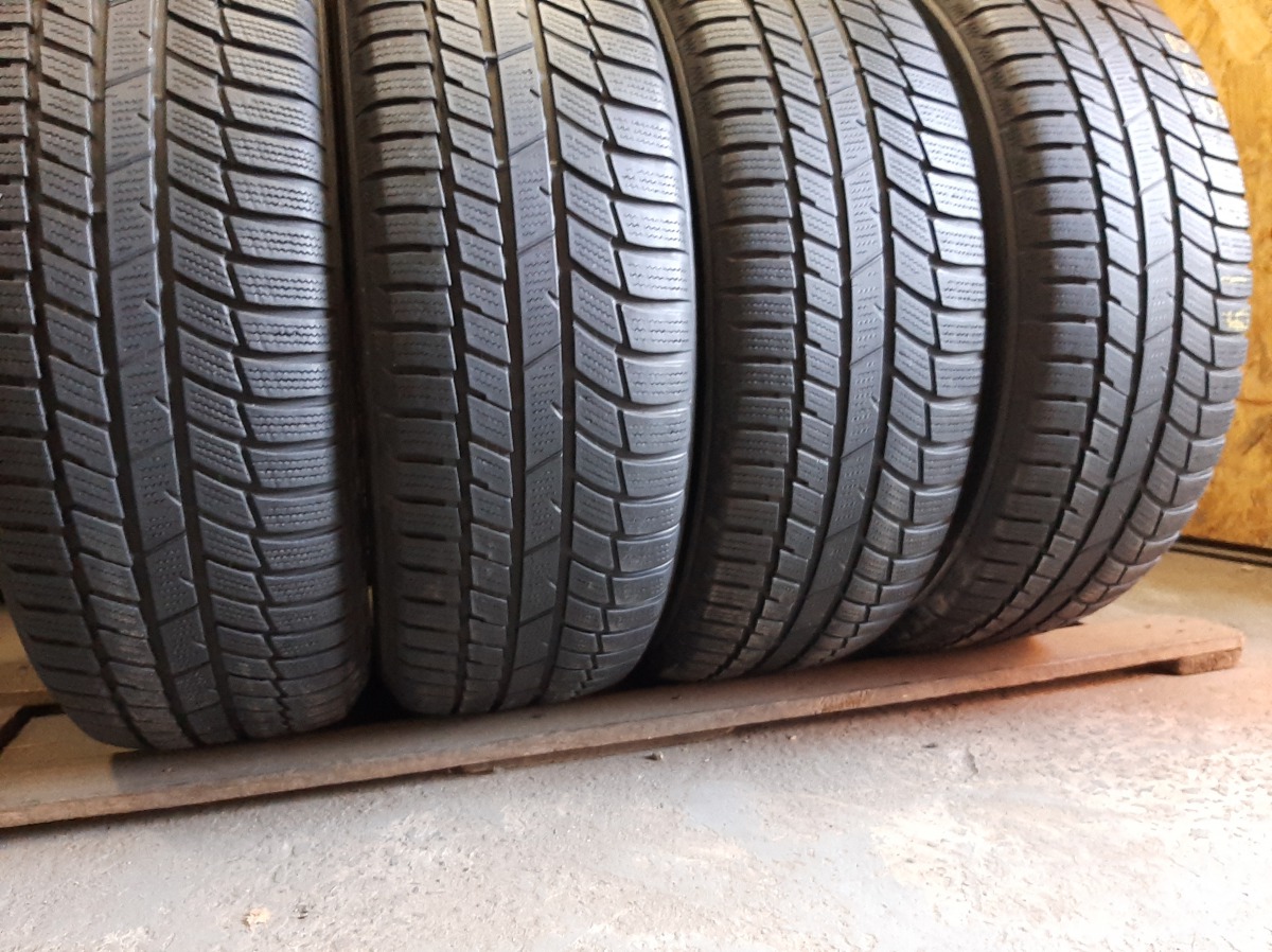 Придбати вживані шини Toyo Snow Prox S 954 225/55 R 19 Вживані шини з Європи Toyo Snow Prox S 954 225/55 R 19