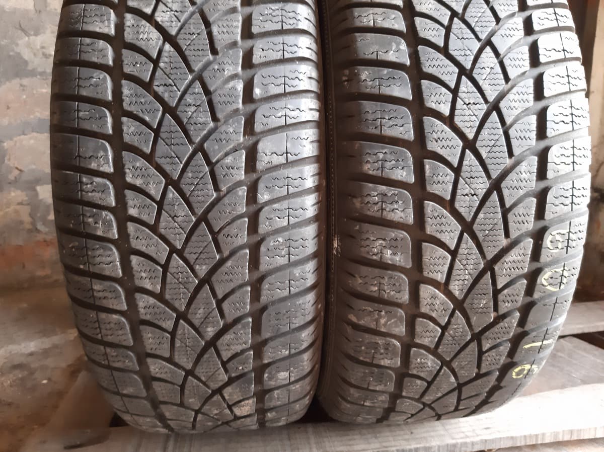 Придбати вживані шини Dunlop SP Winter Sport 3D 215/60 R 16 Вживані шини з Європи Dunlop SP Winter Sport 3D 215/60 R 16