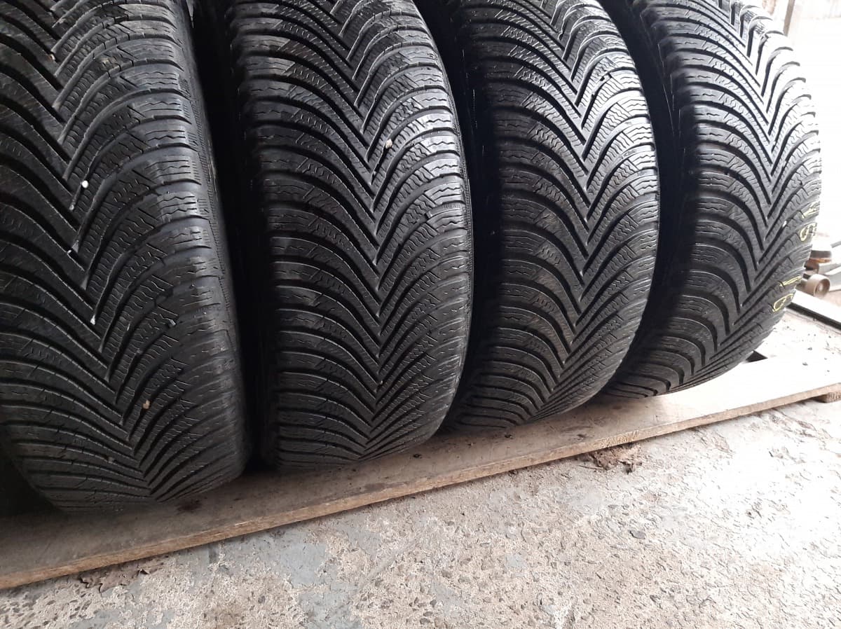 Придбати вживані шини Michelin Alpin 5 … . 215/45 R 16 Вживані шини з Європи Michelin Alpin 5 … . 215/45 R 16