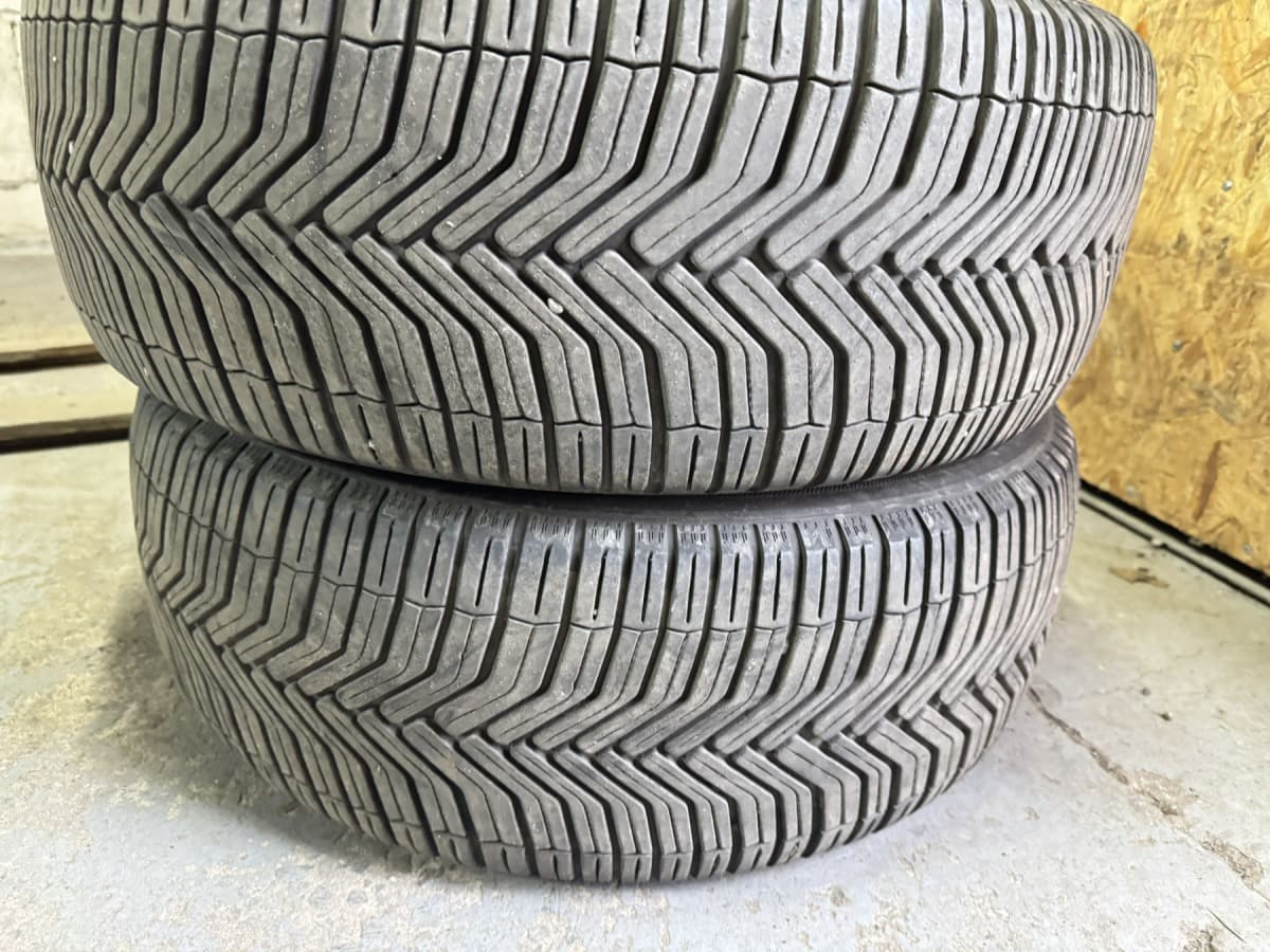 Придбати вживані шини Michelin Cross Climate SUV … 235/60 R 16 Вживані шини з Європи Michelin Cross Climate SUV … 235/60 R 16