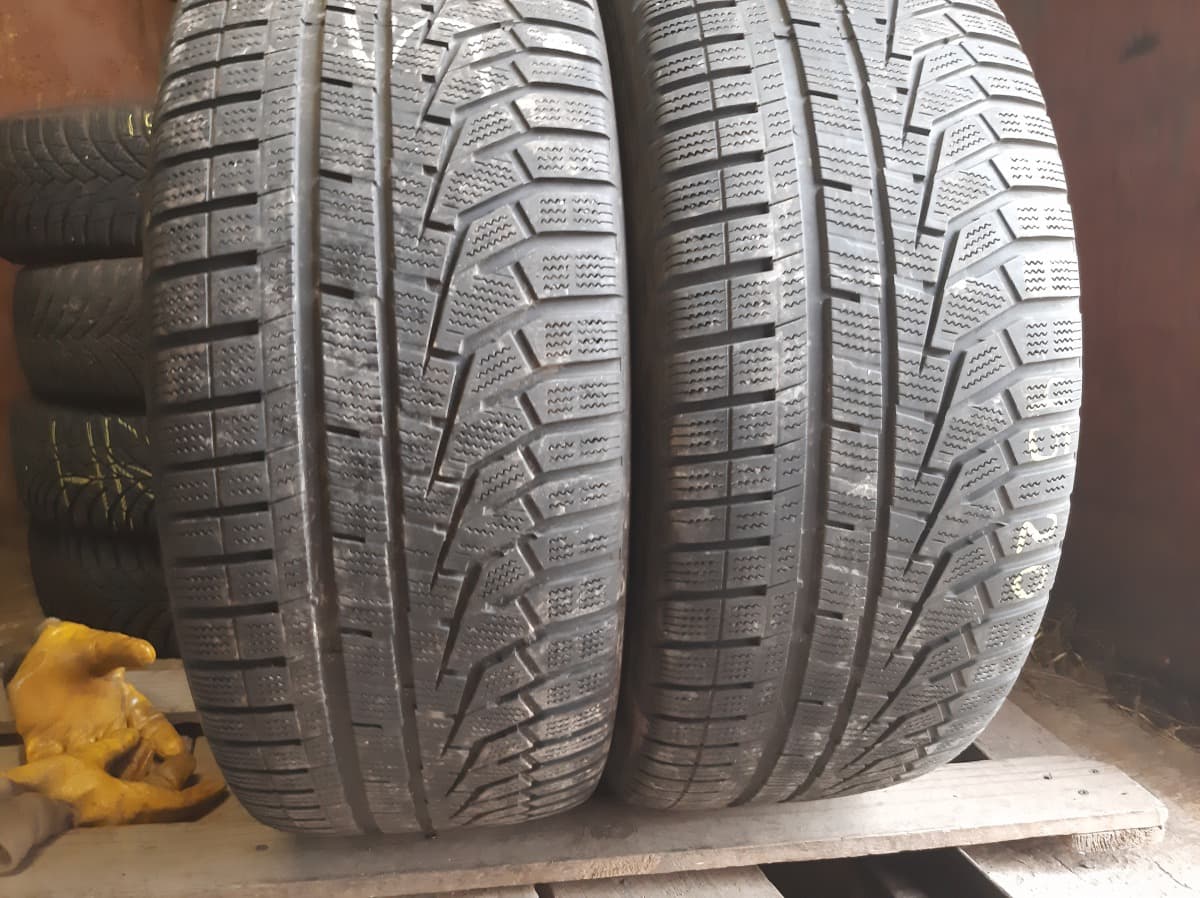 Придбати вживані шини Hankook Winter I*Cept evo 2 255/45 R 20 Вживані шини з Європи Hankook Winter I*Cept evo 2 255/45 R 20