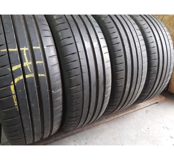 Шини на авто в хорошому стані Michelin Pilot Sport 4 шириною 225 висотою 45 радіусом R 19 низькі ціни