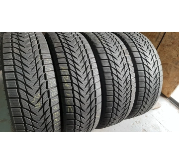 Шини на авто в хорошому стані Radar RW-5 шириною 215 висотою 70 радіусом R 15 низькі ціни